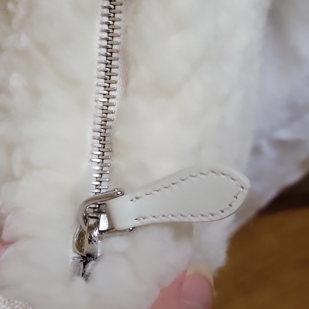 Prada White Shearling Shoulder Bag The Reissue 2000 - Picture 15 of 16
